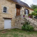 Hébergement de vacances Charmante Maison En Pierre Avec Jardin Clos, - Fr-1-616-280 *