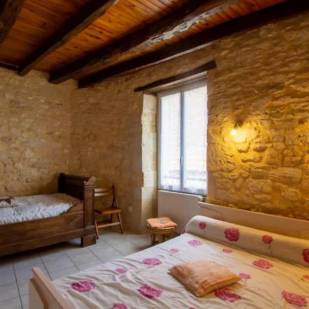 Prázdninový dům Charmante Maison En Pierre Avec Jardin Clos, - Fr-1-616-280