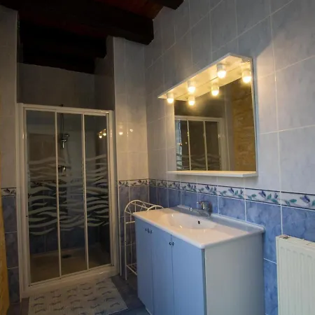 Prázdninový dům Charmante Maison En Pierre Avec Jardin Clos, - Fr-1-616-280